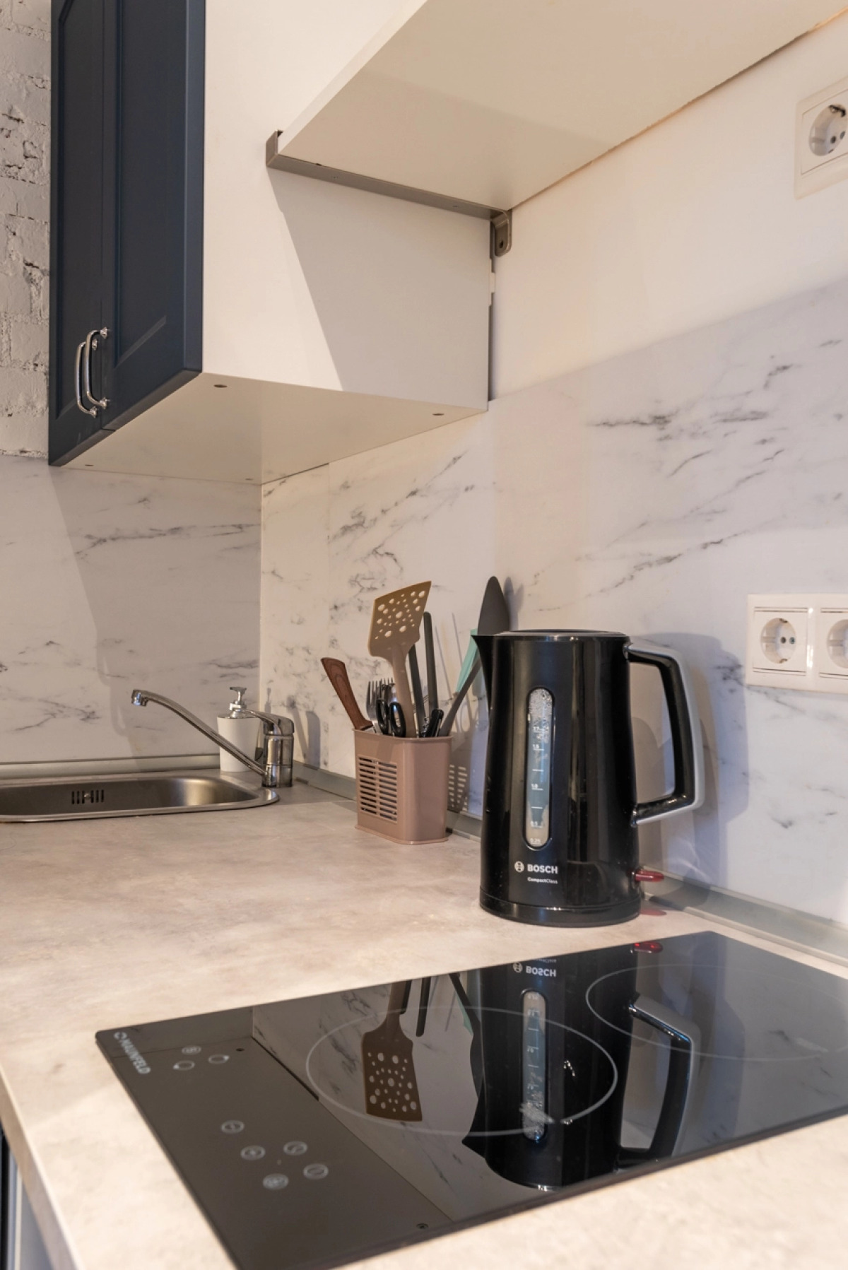 Апартаменты Сергея Макеева 6 (04)