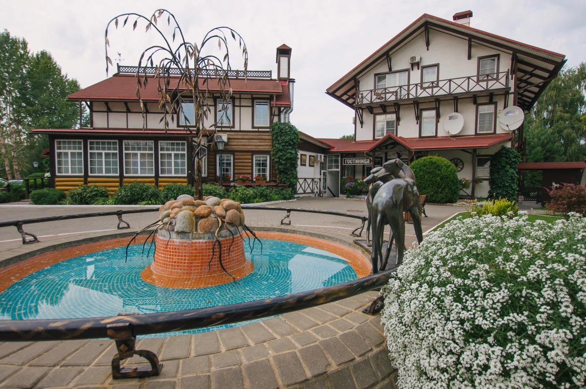 Гостевой дом Конюшенный двор