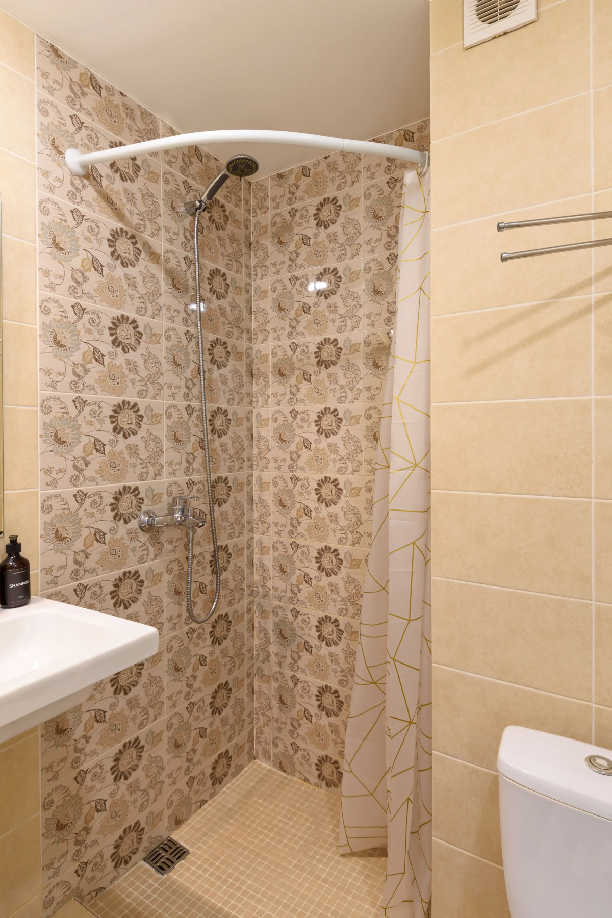 Апартаменты KrasLoft на Взлётной на двоих