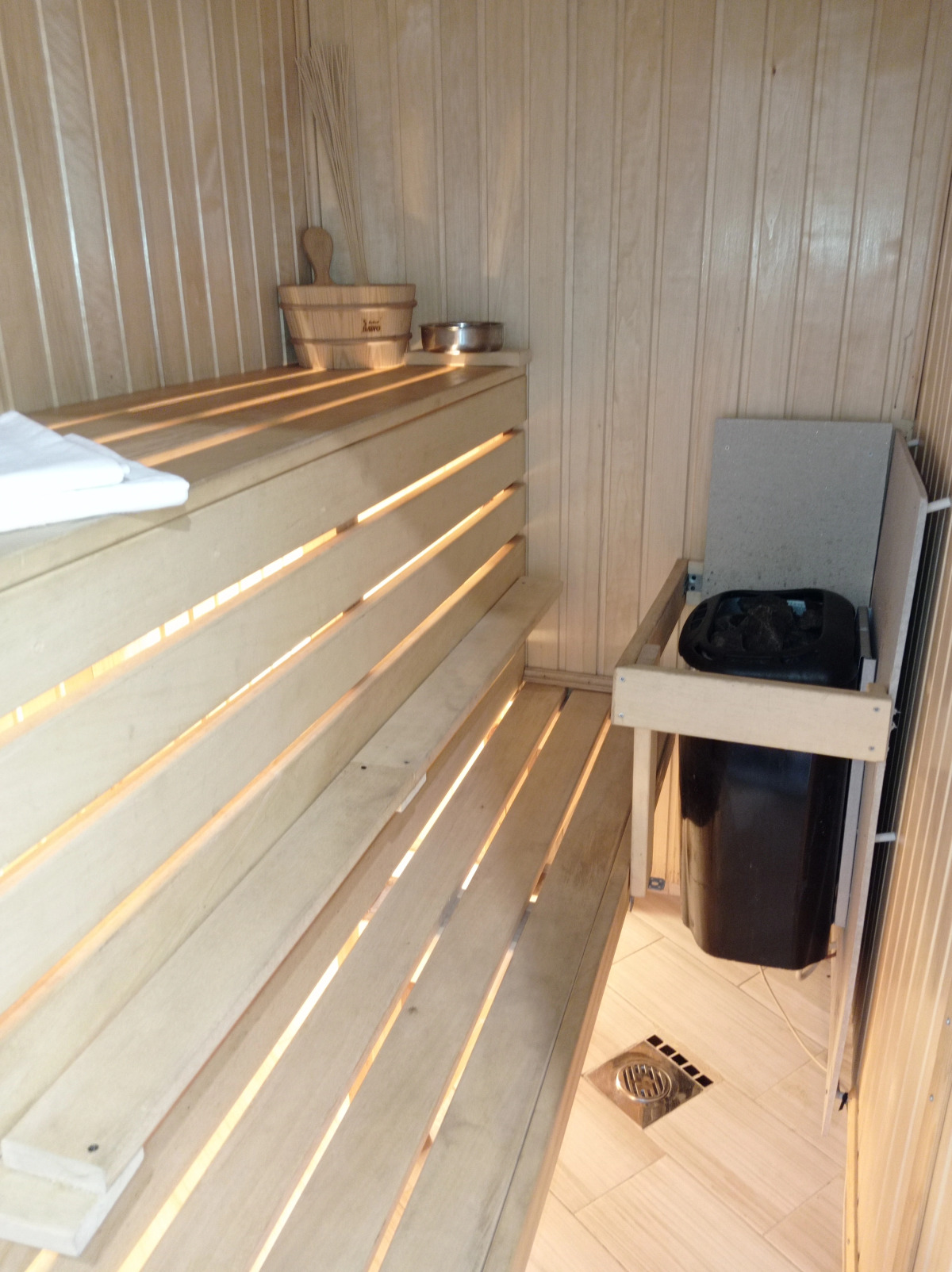 Апартаменты Магирус с сауной и джакузи