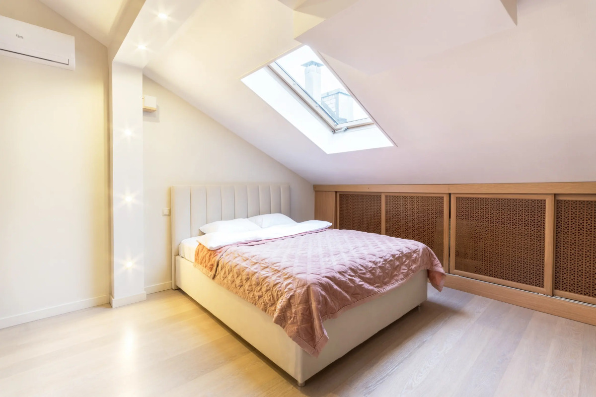 Квартира Мансардная Квартира в Центре Города