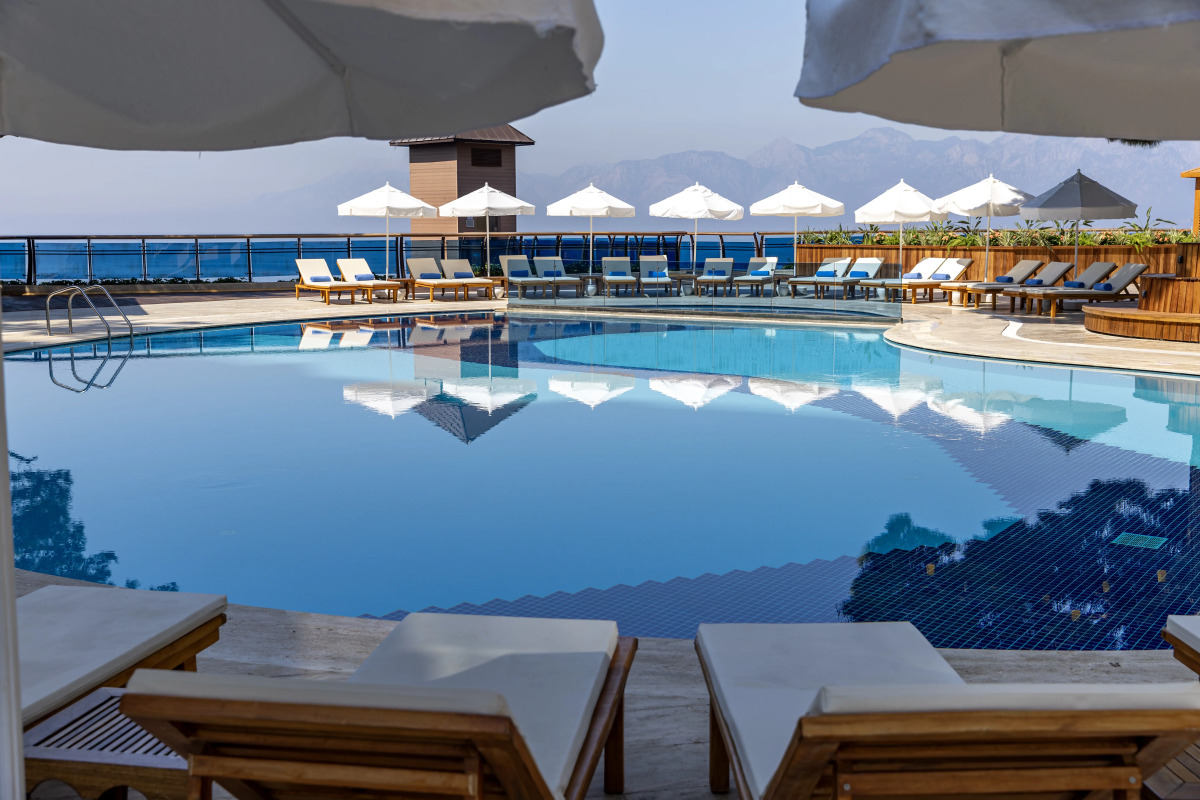 Отель Delta Hotels by Marriott Antalya Lara