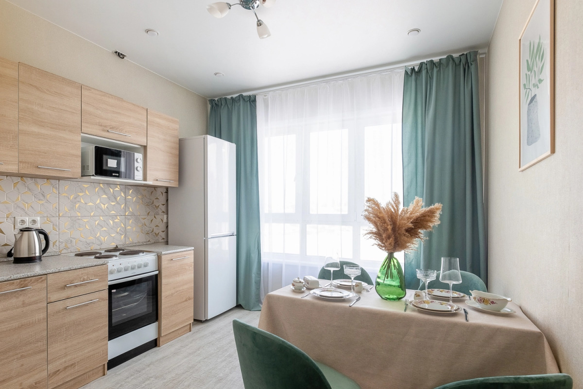 Квартира SleepNSK Просторная двухкомнатная около Аквапарка