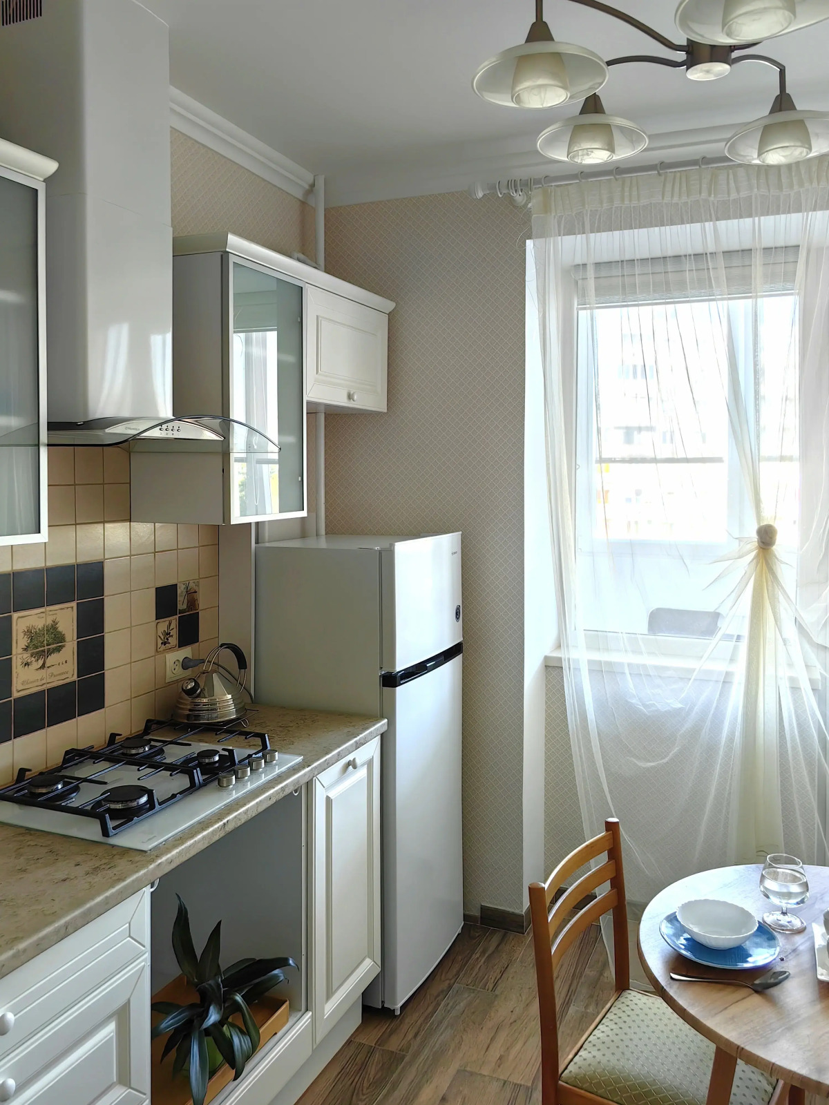 Апартаменты Стоп. Снято! с лоджией-кабинетом