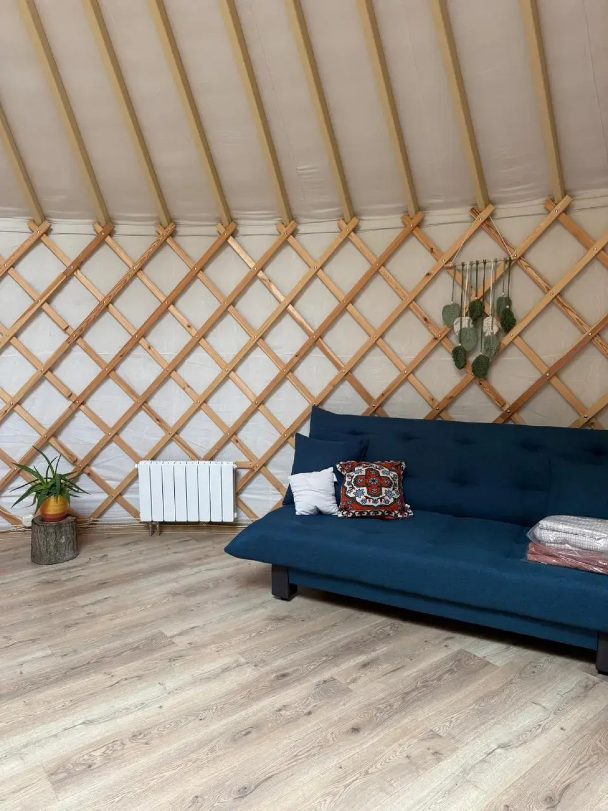 Частный дом Юрта среди сосен