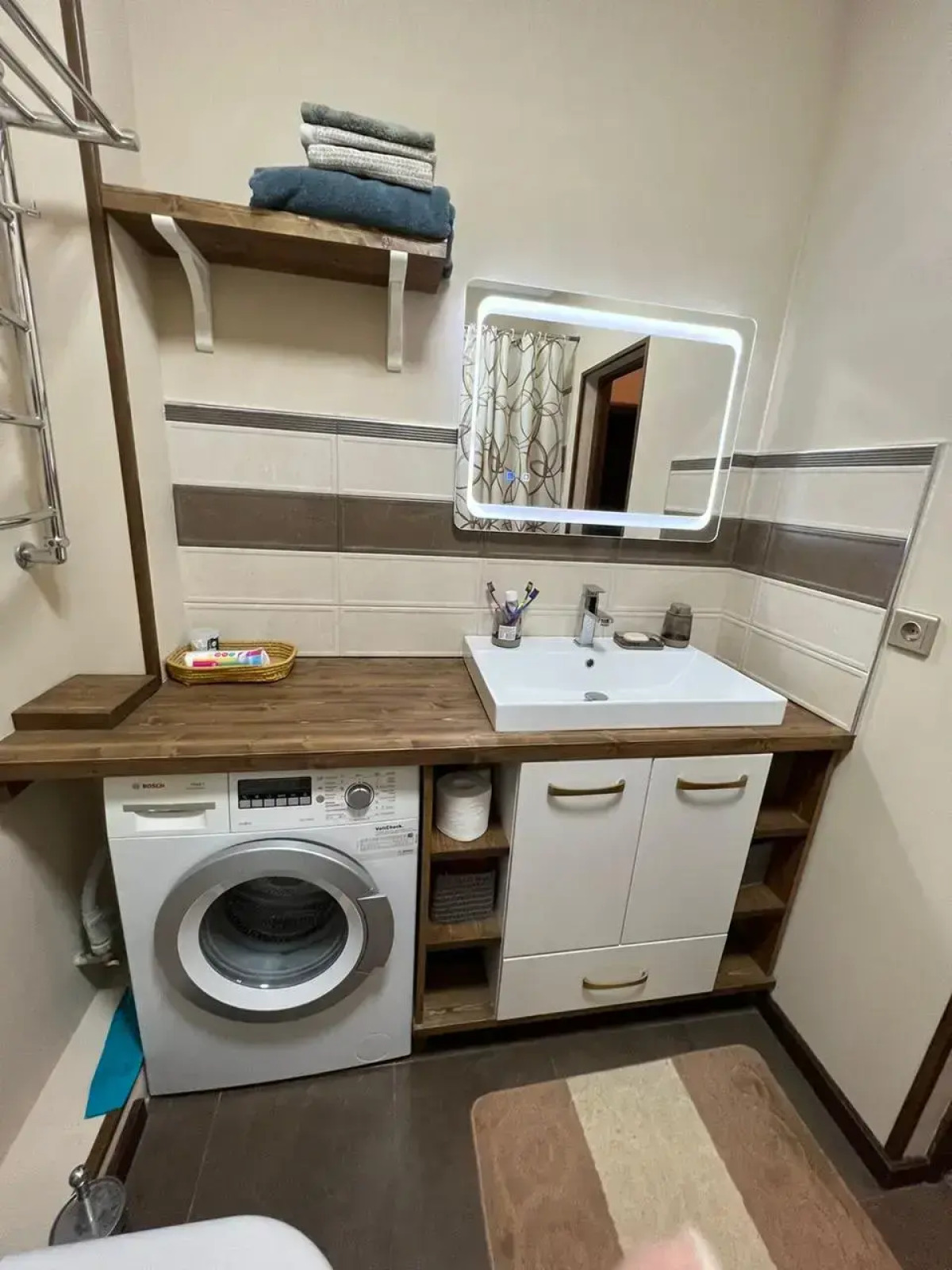 Квартира Уютная и Просторная Трехкомнатная