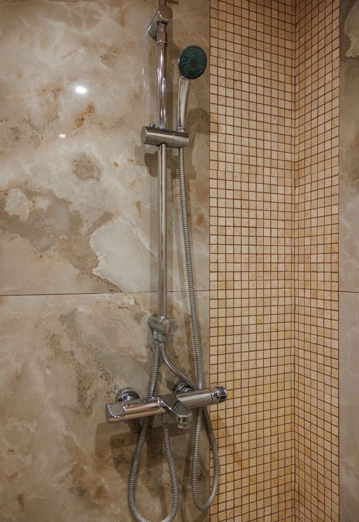 Квартира Люкс на Сойфера 13