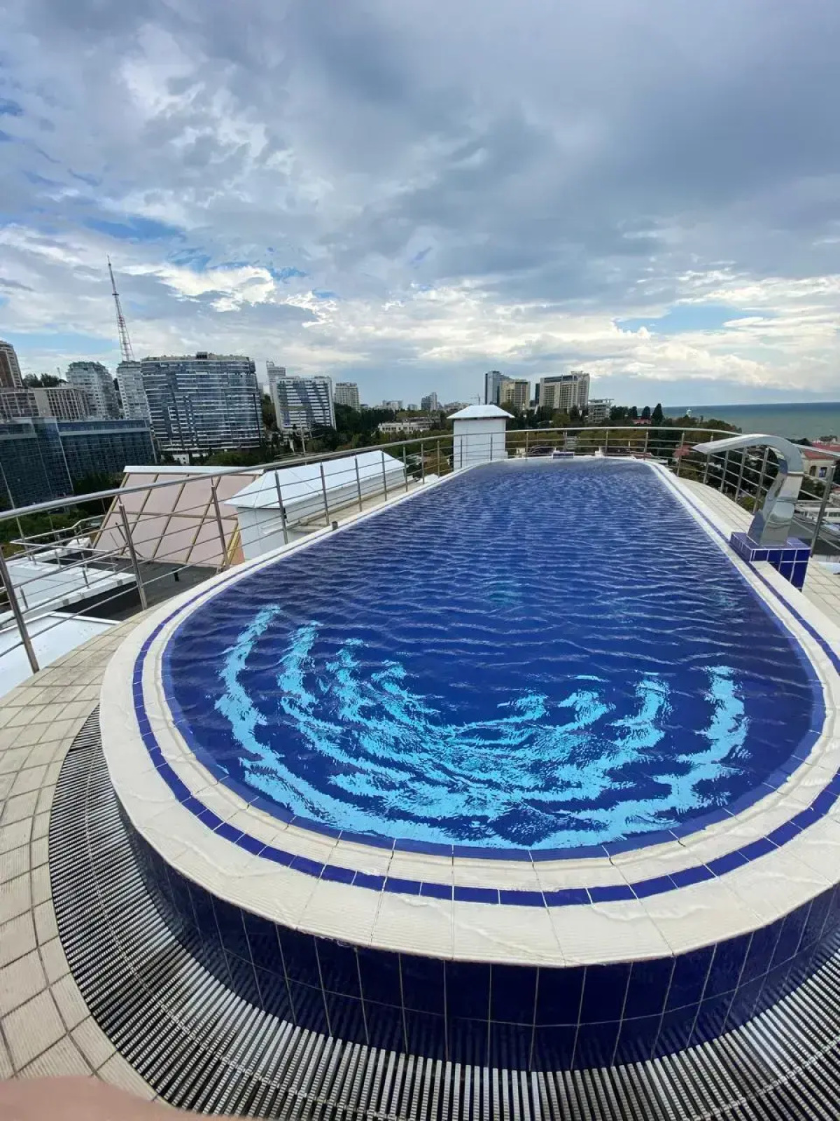 Апартаменты в центре города на берегу моря