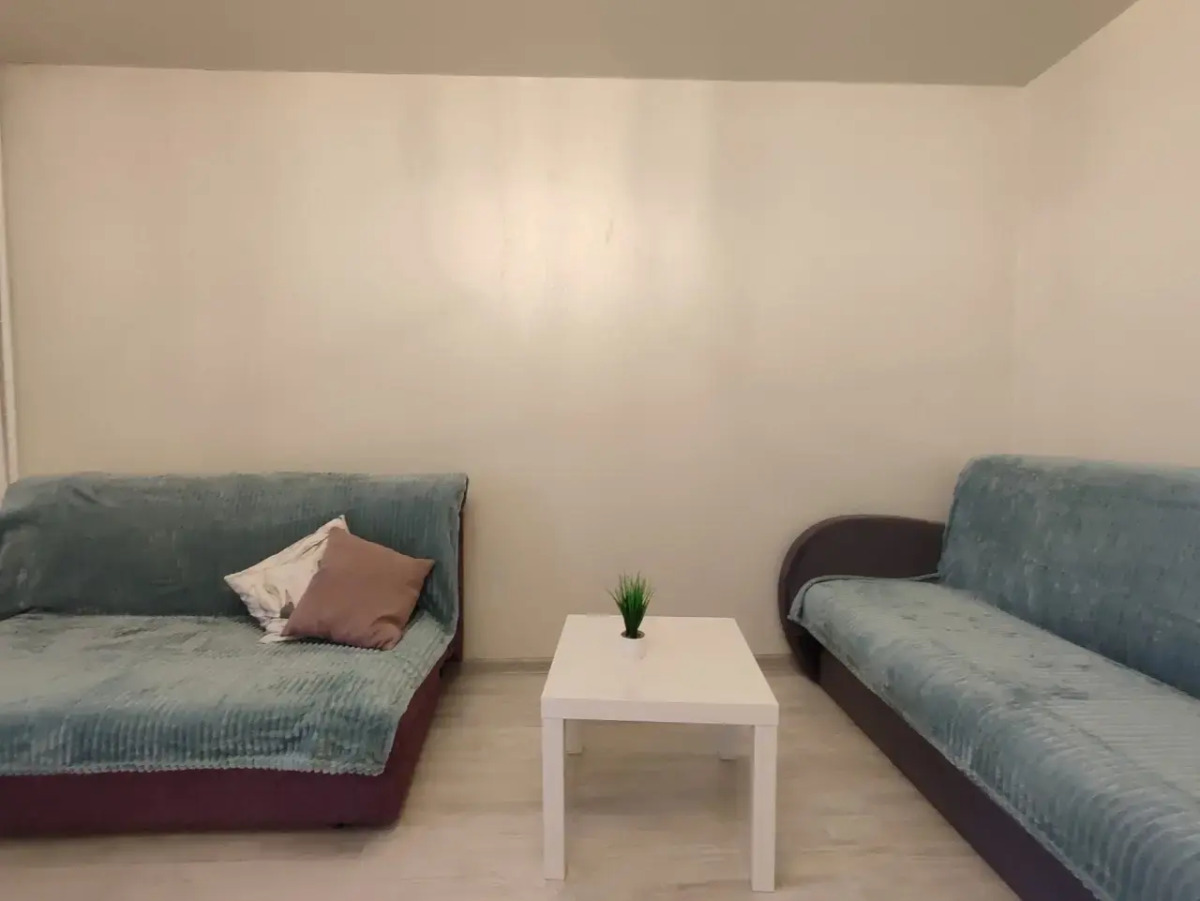 Квартира 2-комнатная в Омске на Крупской 12