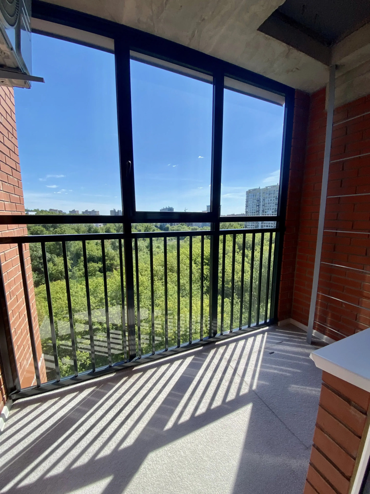 Апартаменты с видом на пруд