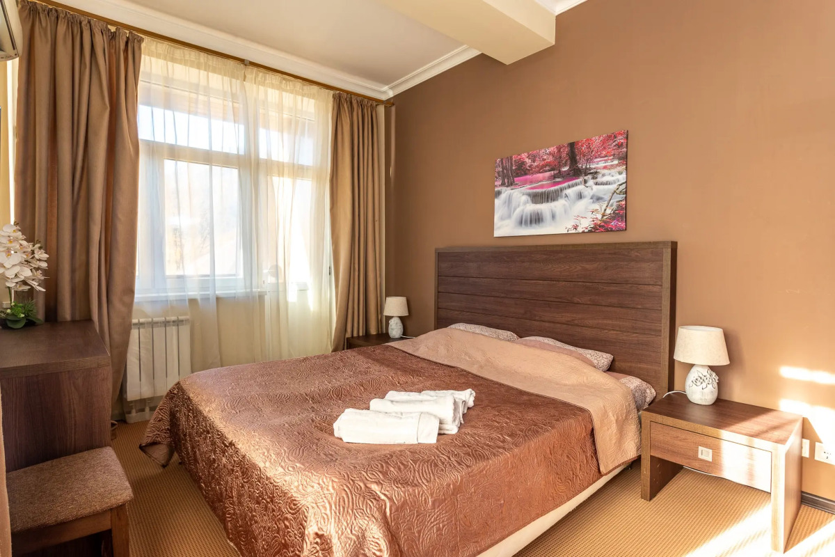 Квартира Номер в Отеле с Балконом Шикарным Видом на Горы