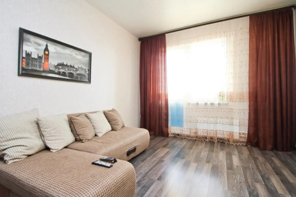 Апартаменты Усольцева 26/79