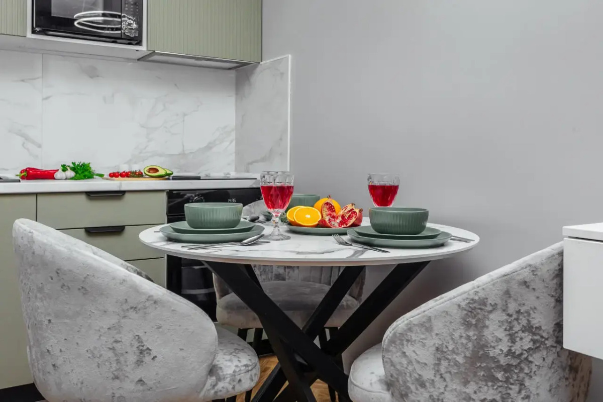 Апартаменты Метрополь с видом на море от УК Атмосфера