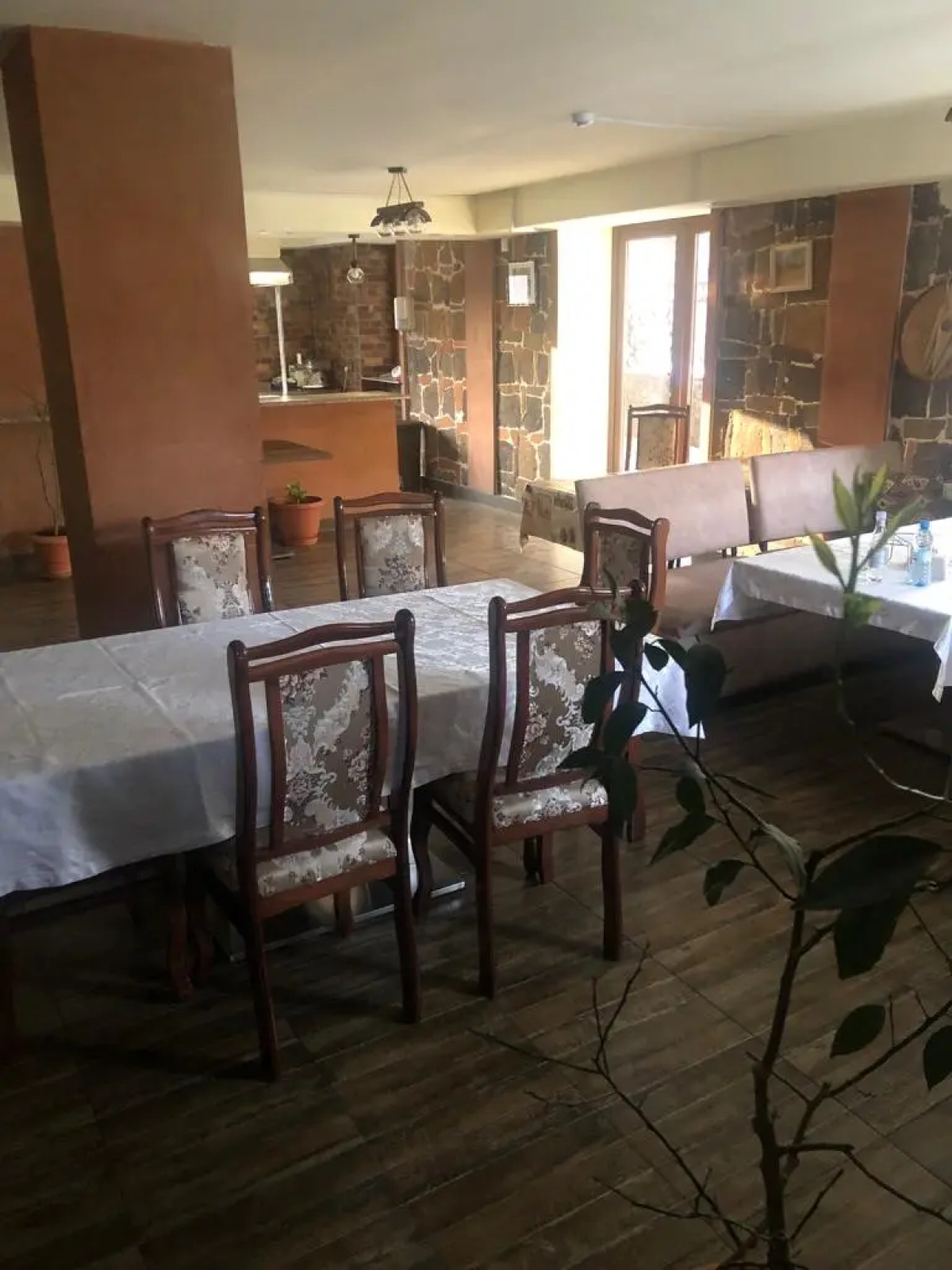 Отель Chez Yvette