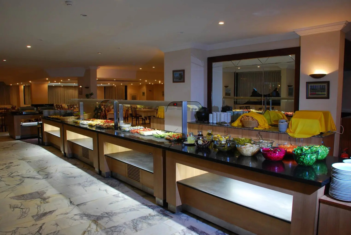 Отель Tuntas Beach Altinkum