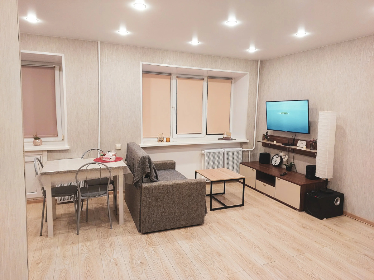 Апартаменты на 50 лет Октября 5