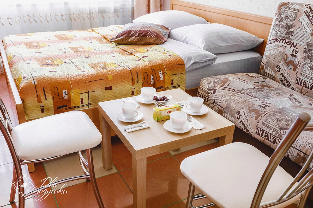 Квартира ДВЕ ПОДУШКИ 2+2 на Химиков, 17