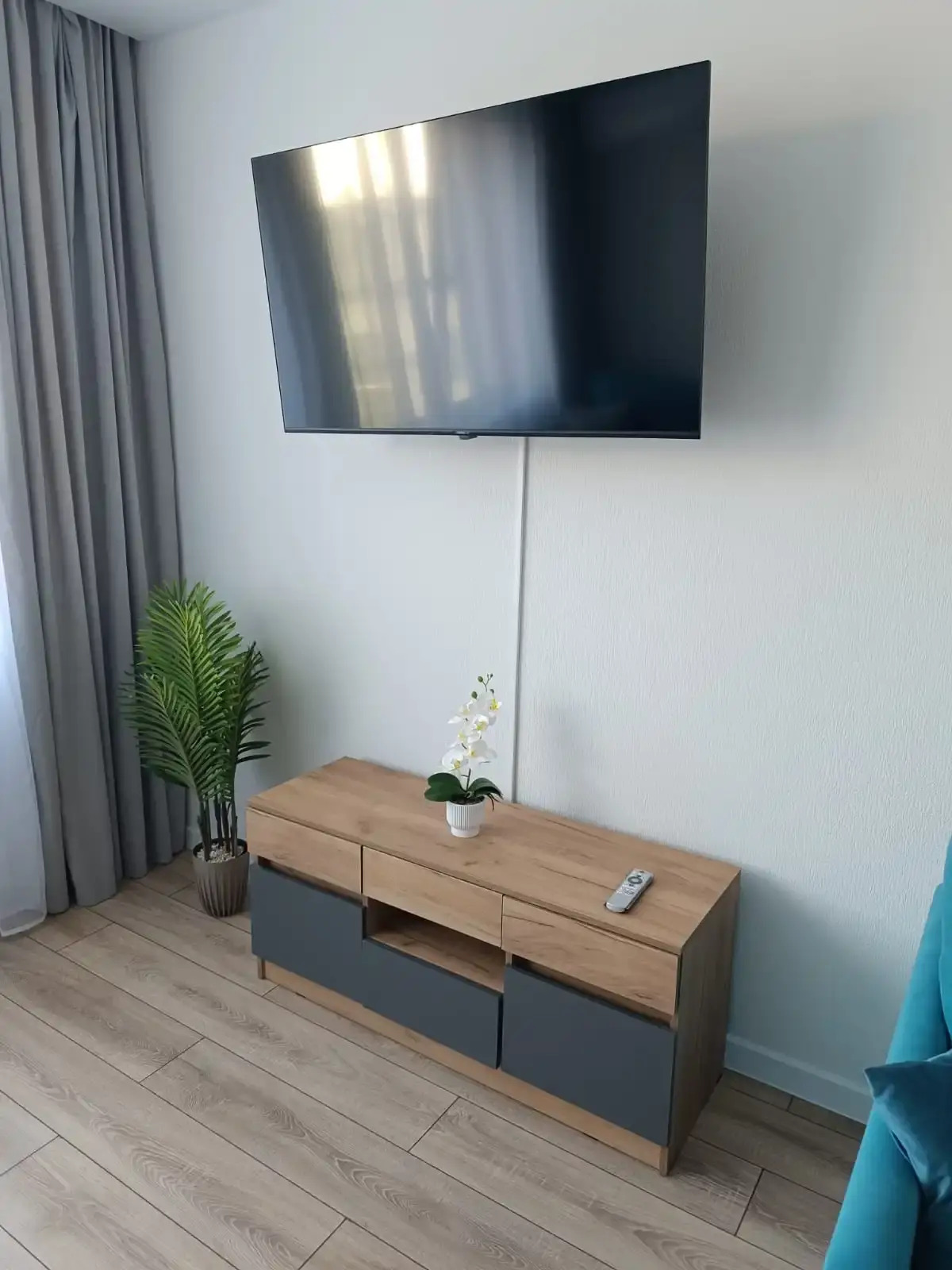 Квартира BestHome Евродвушка стильная светлая в центре города