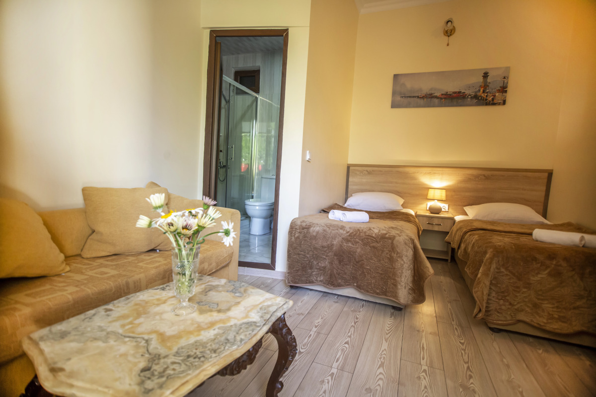 Отель Chveni Ezo