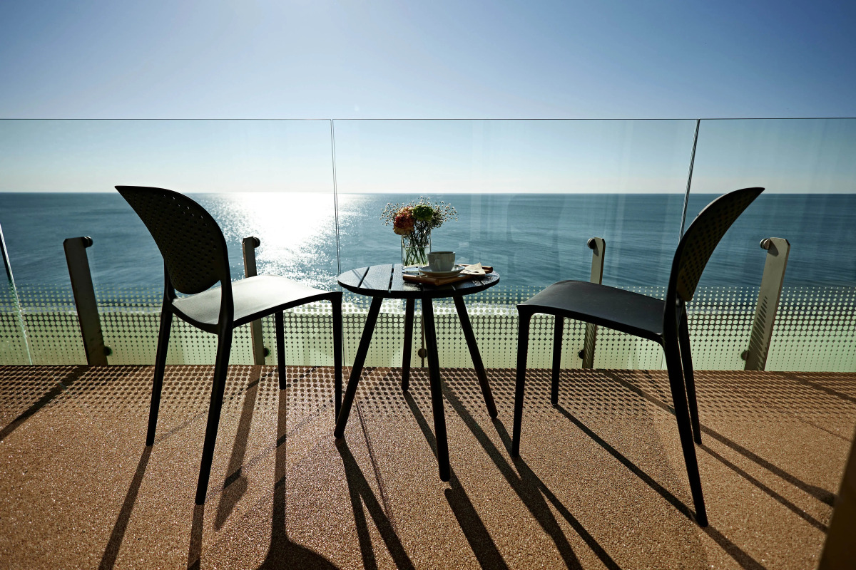 Отель Miramare Magnetic Beach