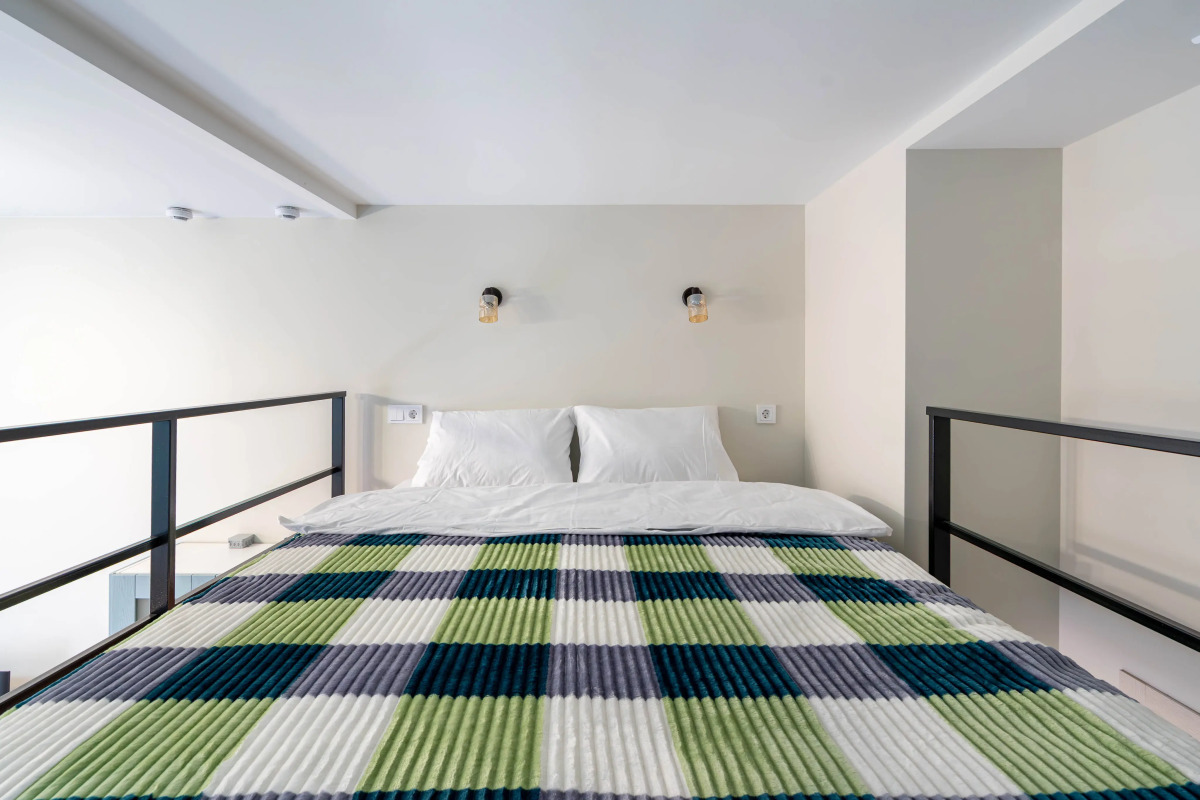 Квартира Уютная студия с дизайнерским ремонтом