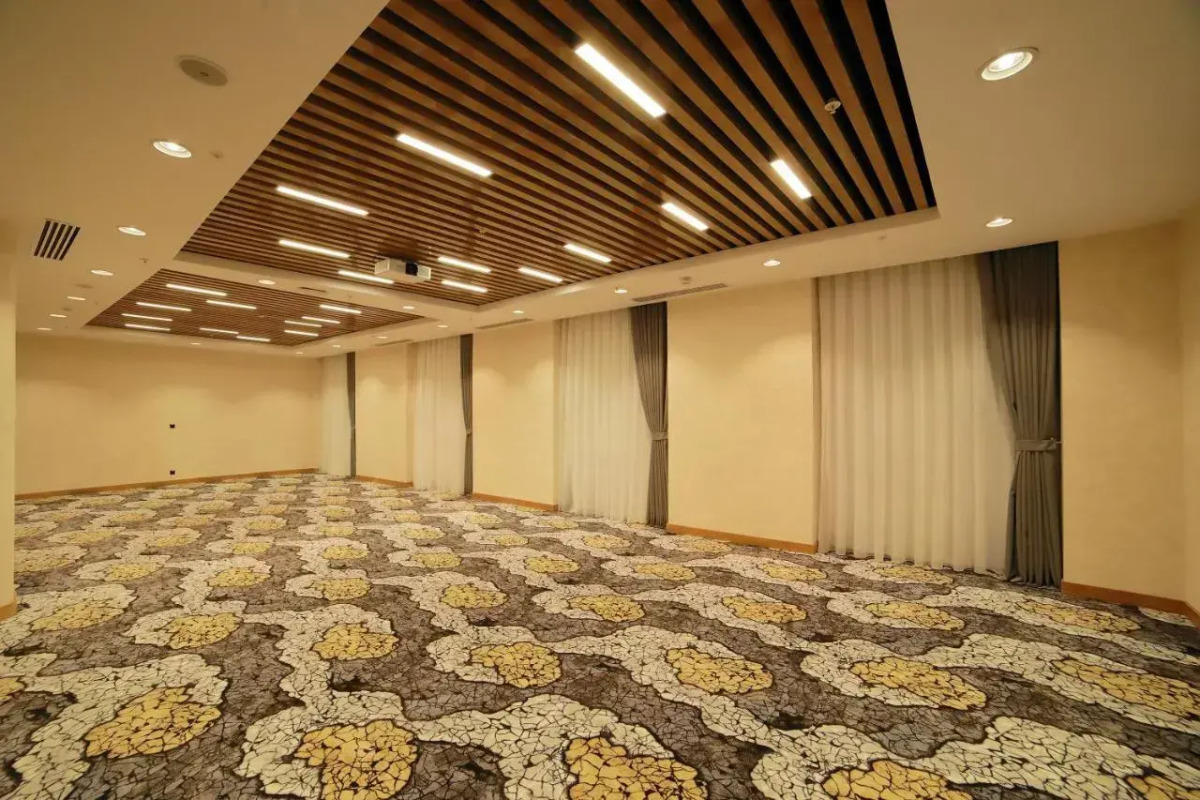 Отель Hilton Garden Inn Termez Airitom