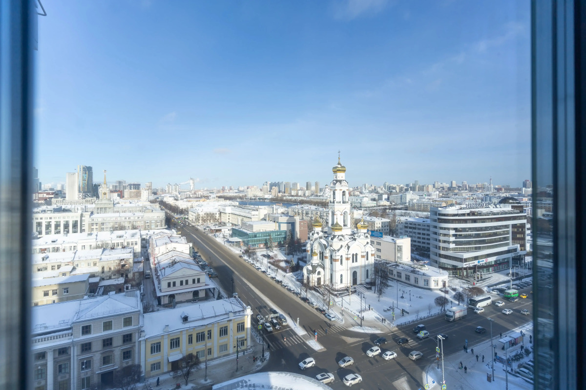 14 Апартаменты RADIUS Малышева 42А (11)