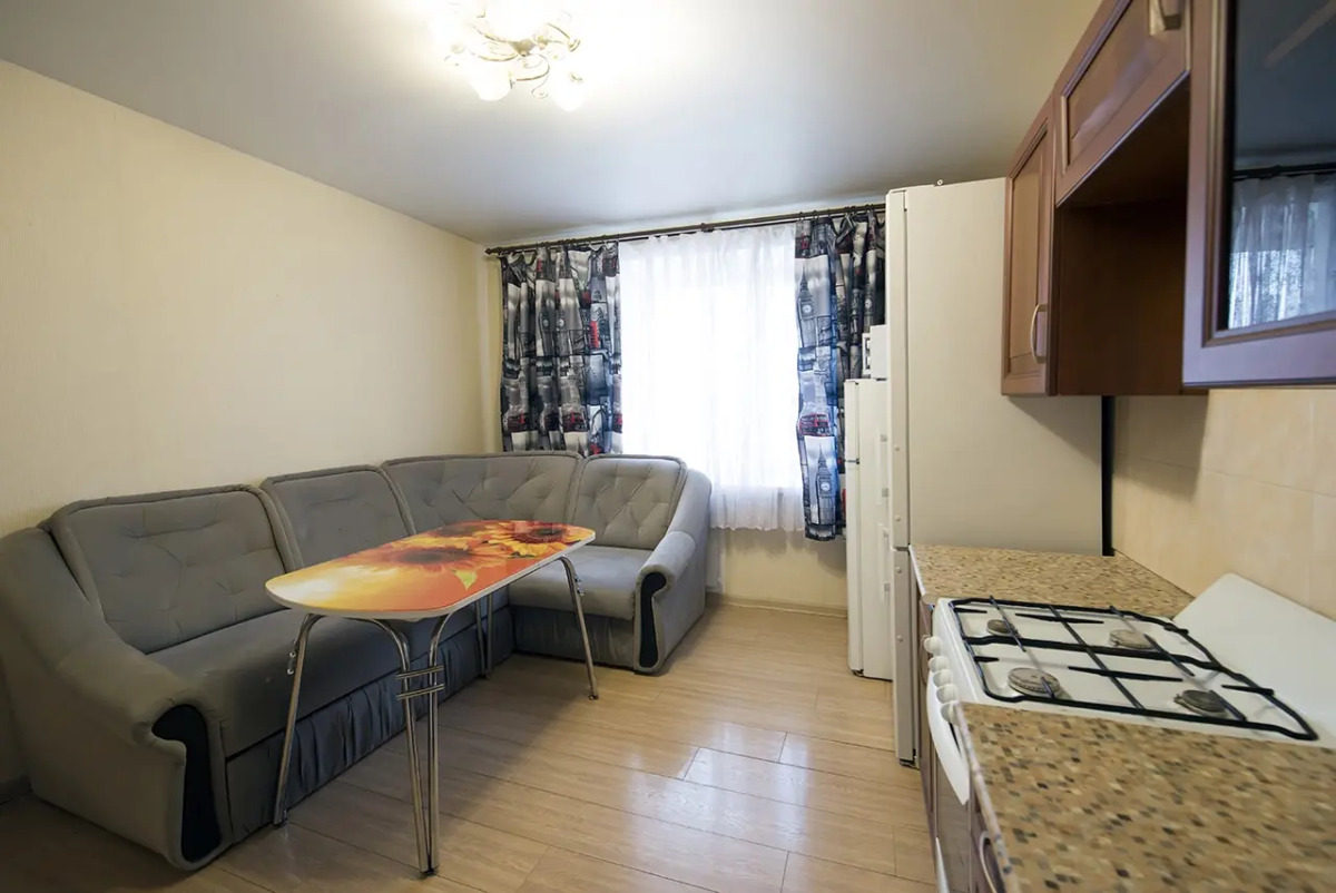 Квартира на Челюскинцев 62 НаСутки35