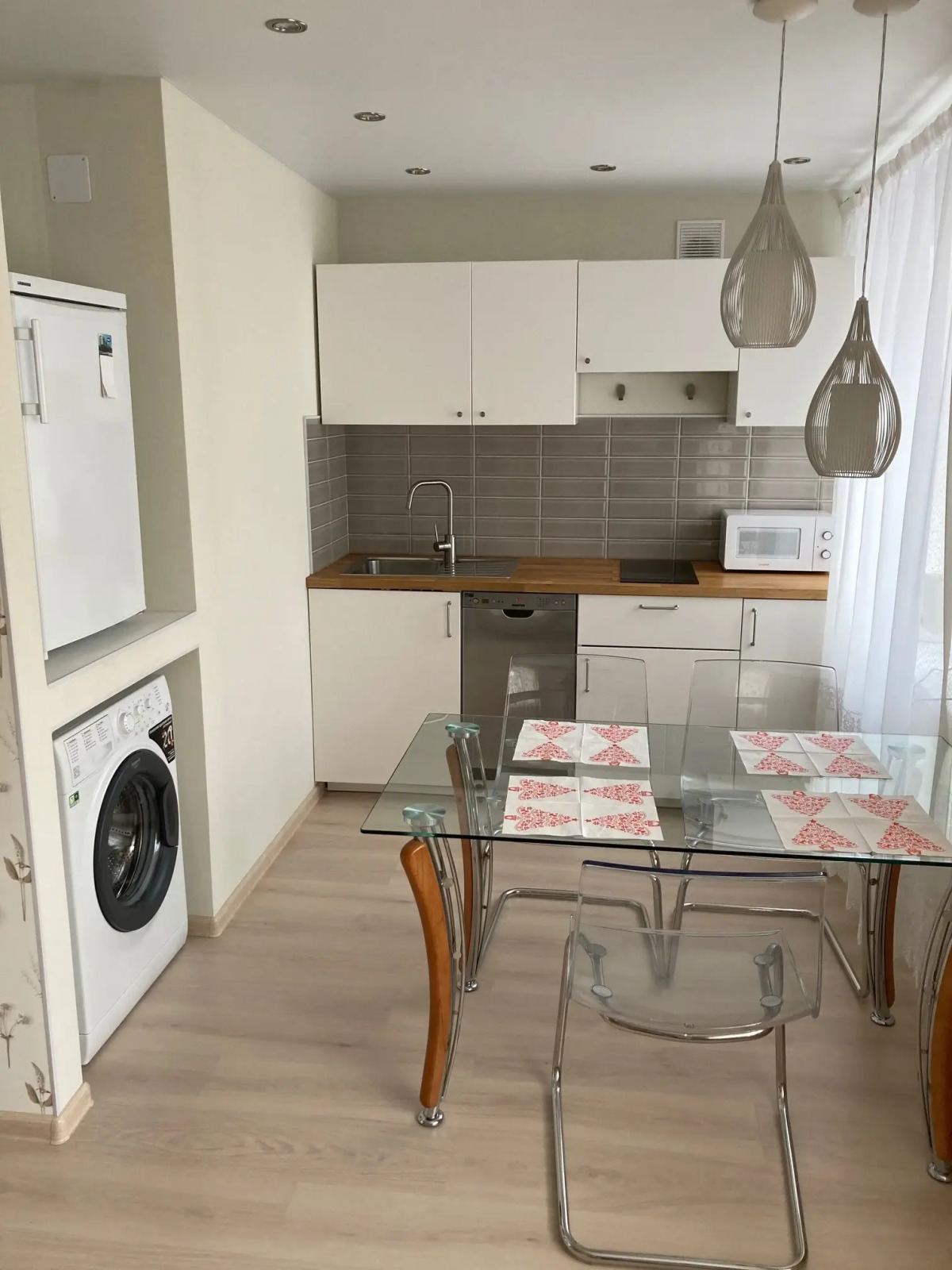 Апартаменты на Карельской