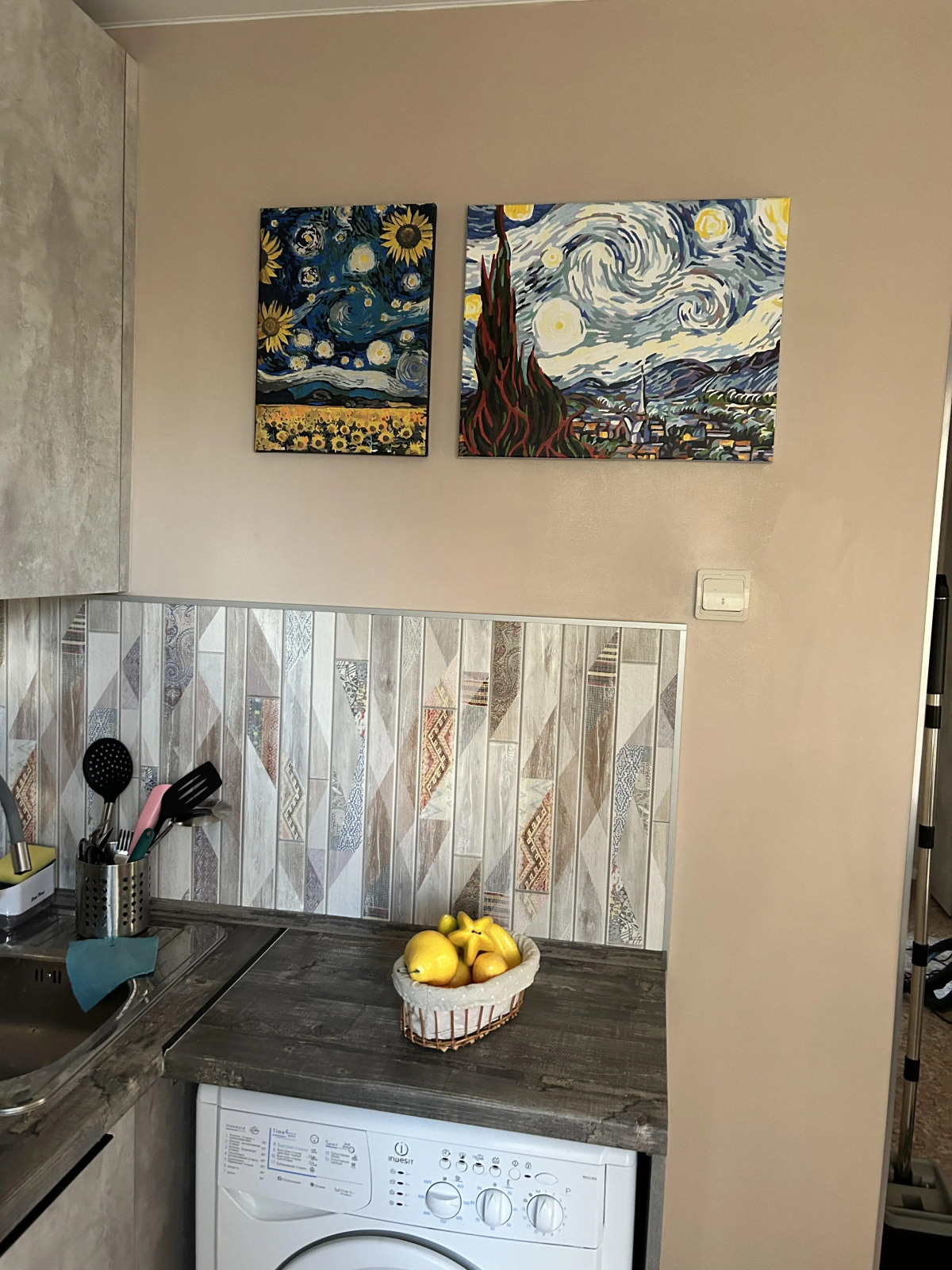 Квартира уютная двухкомнатная в тихом районе