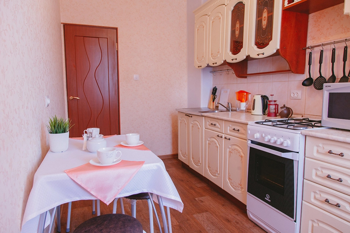 Апартаменты  5 Звезд Микрорайон Мирный 6/3