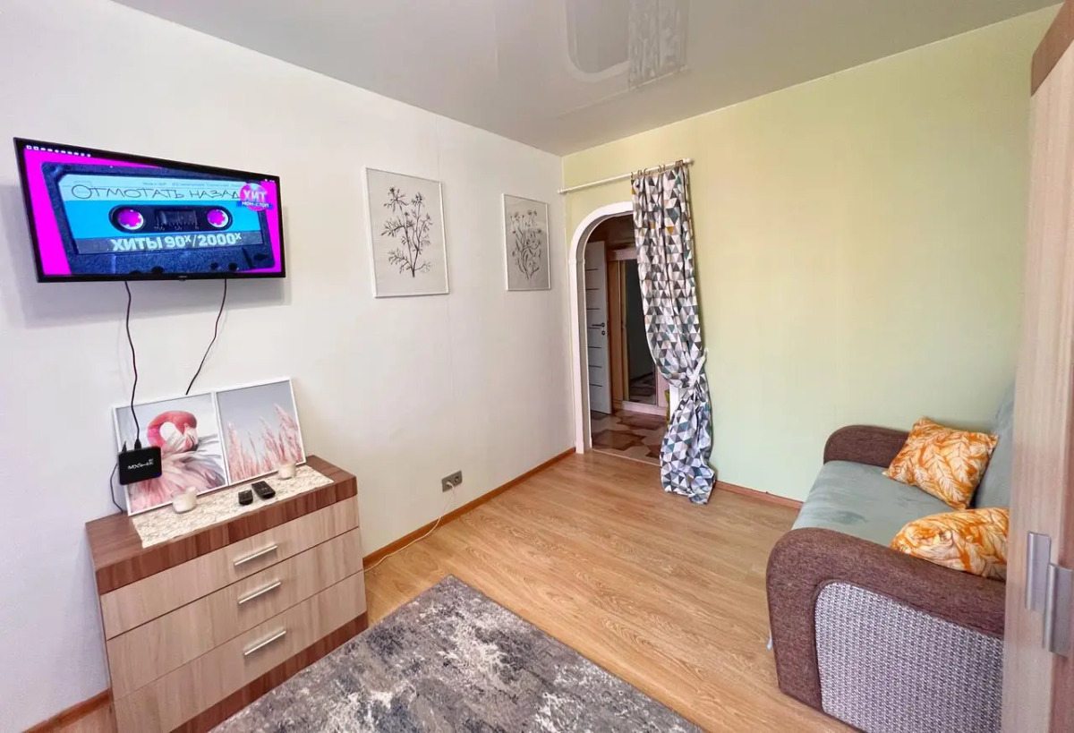 Апартаменты на 14 этаже мкр Супонево к10