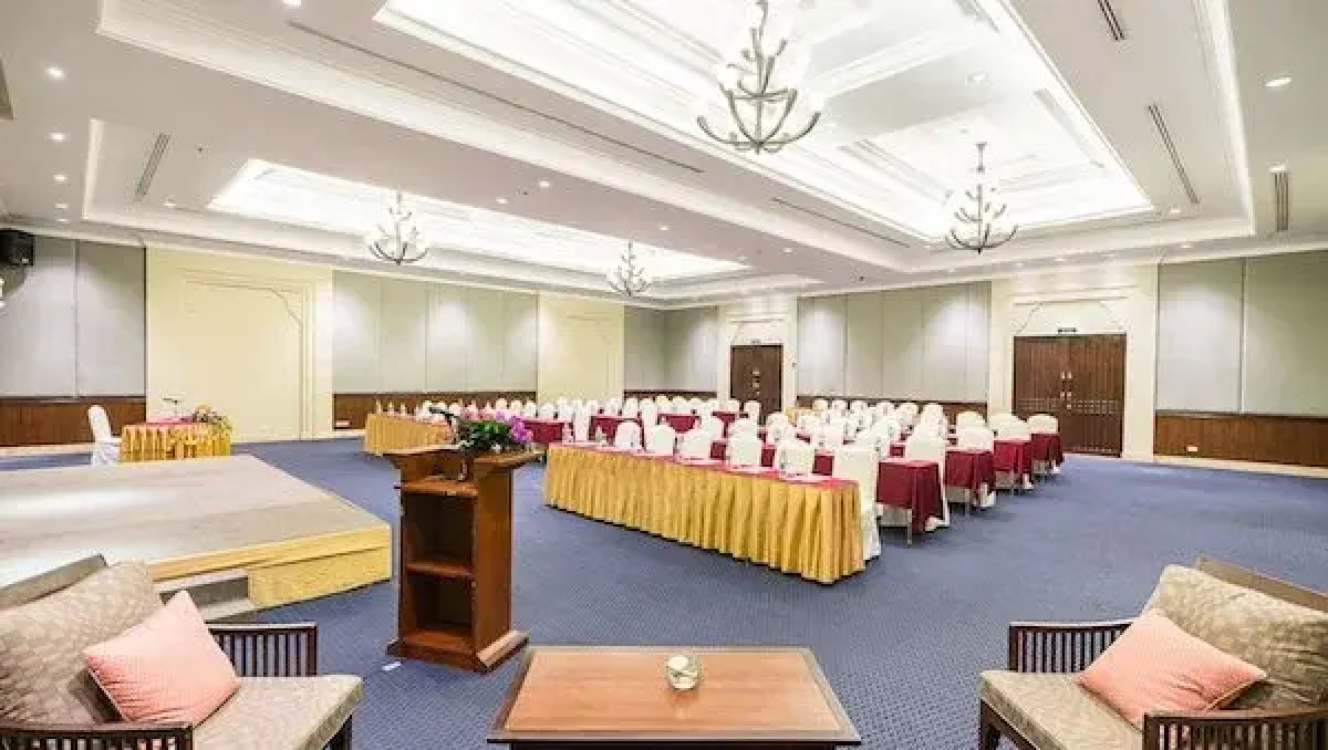 Курортный отель Ravindra Beach Resort And Spa