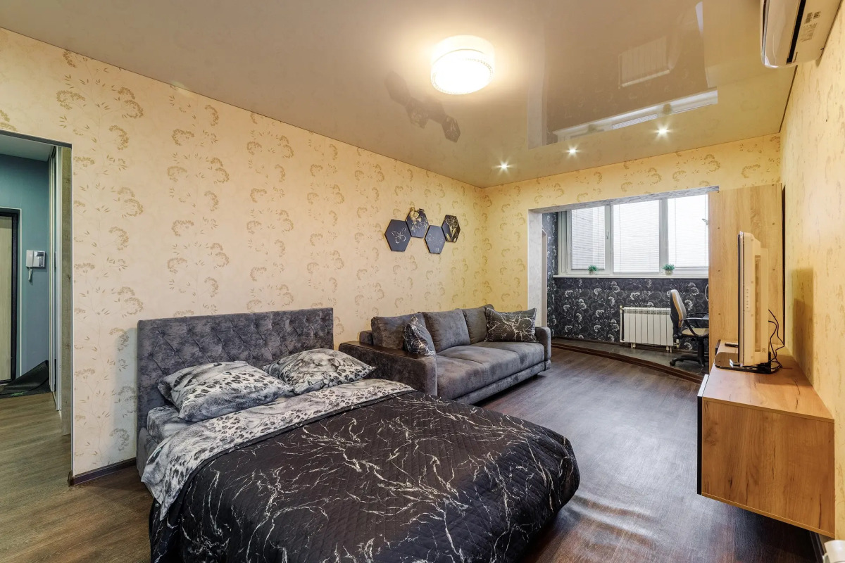 Квартира PrezentHaus в центре на Горького 28