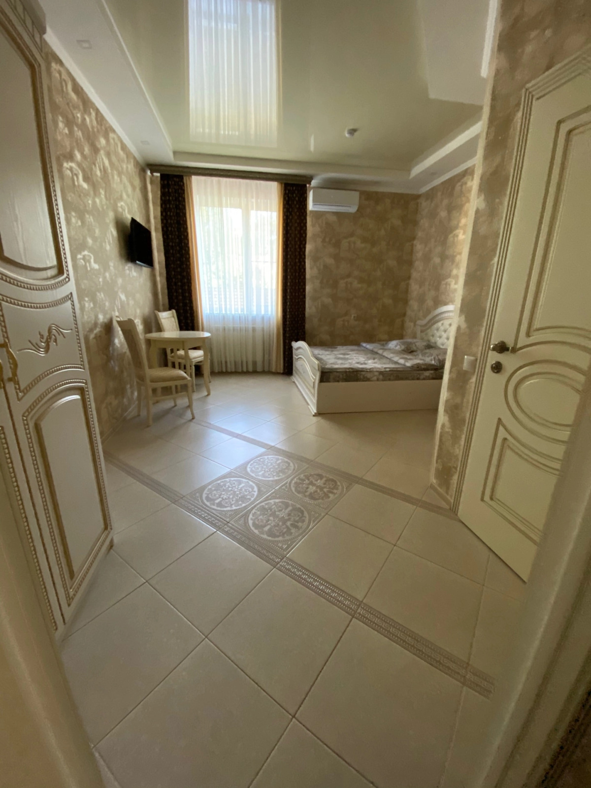 Гостиница Корона