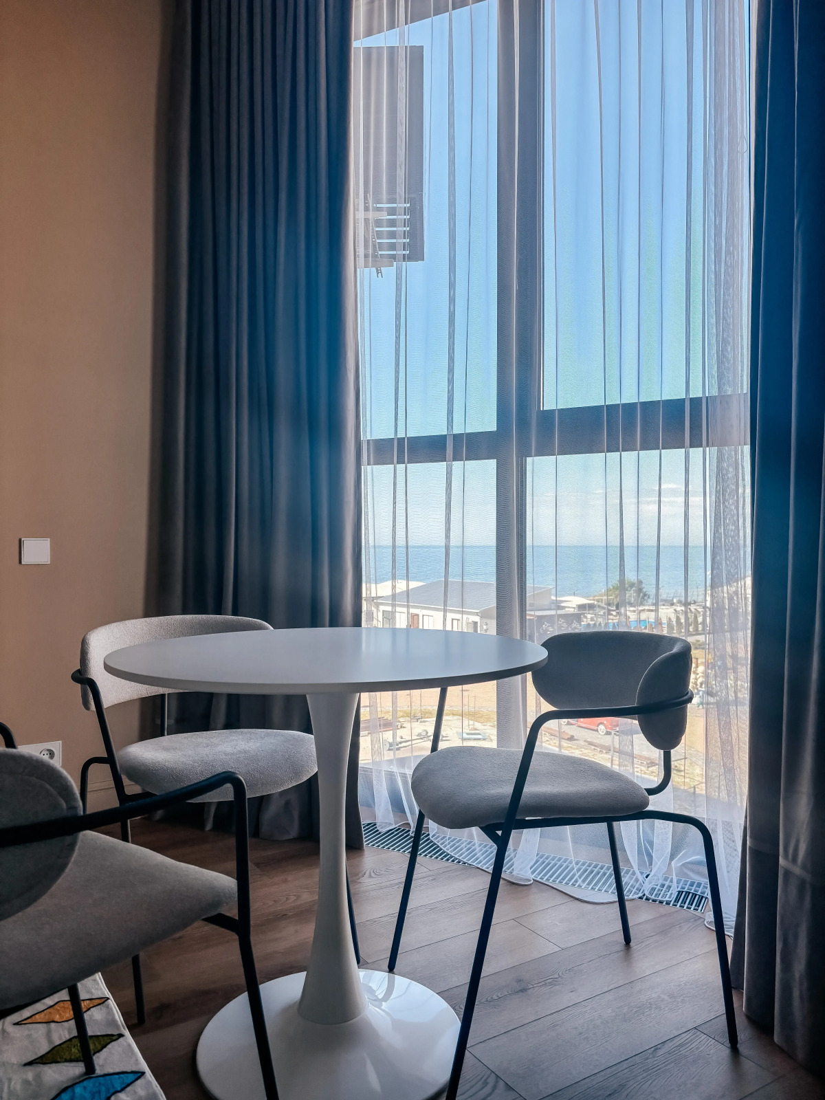 Апартаменты Pearl Coast by Pavlov