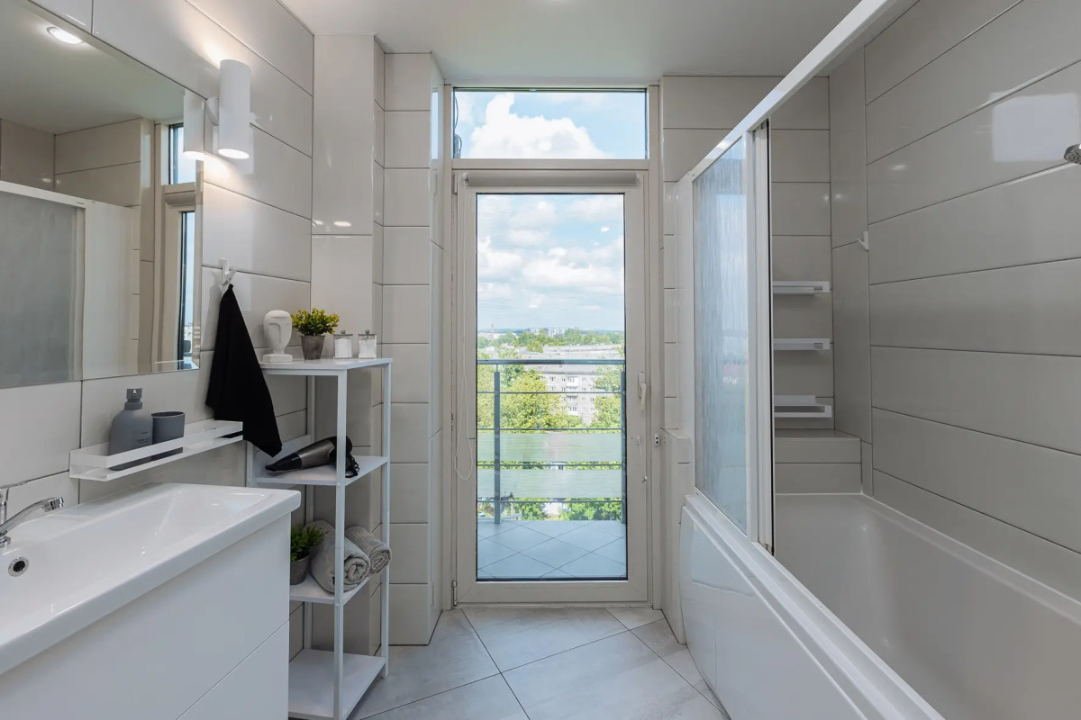 Квартира Очень большая квартира на берегу озера в Калининграде рядом с Рыбной деревней и Кафедральным собором