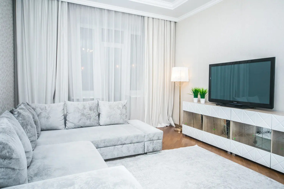 Апартаменты 2 комнатные Пр-т Независимости 28 Центр