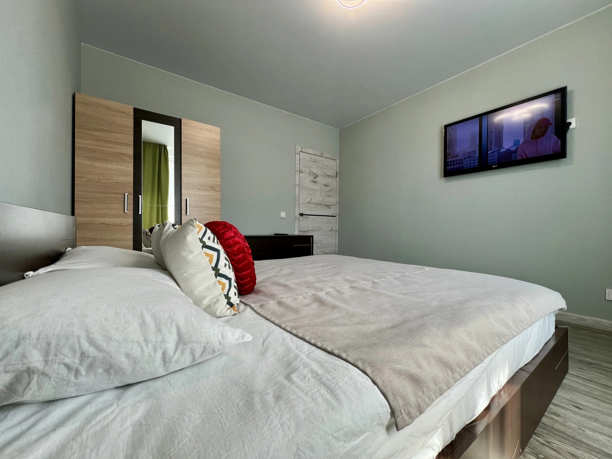 Квартира Евро 3-ком на Смирнова 3 (кв. 185)