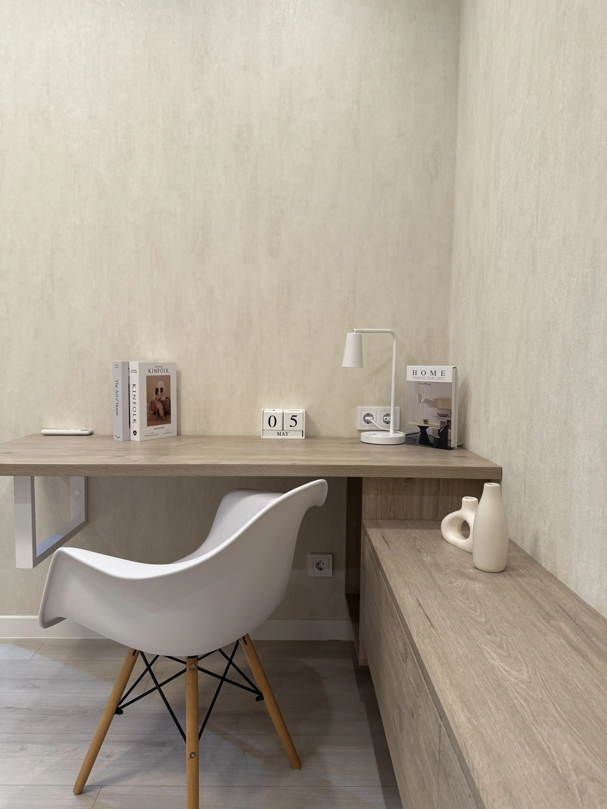 Апартаменты PosutochnoSV на Лунной 30