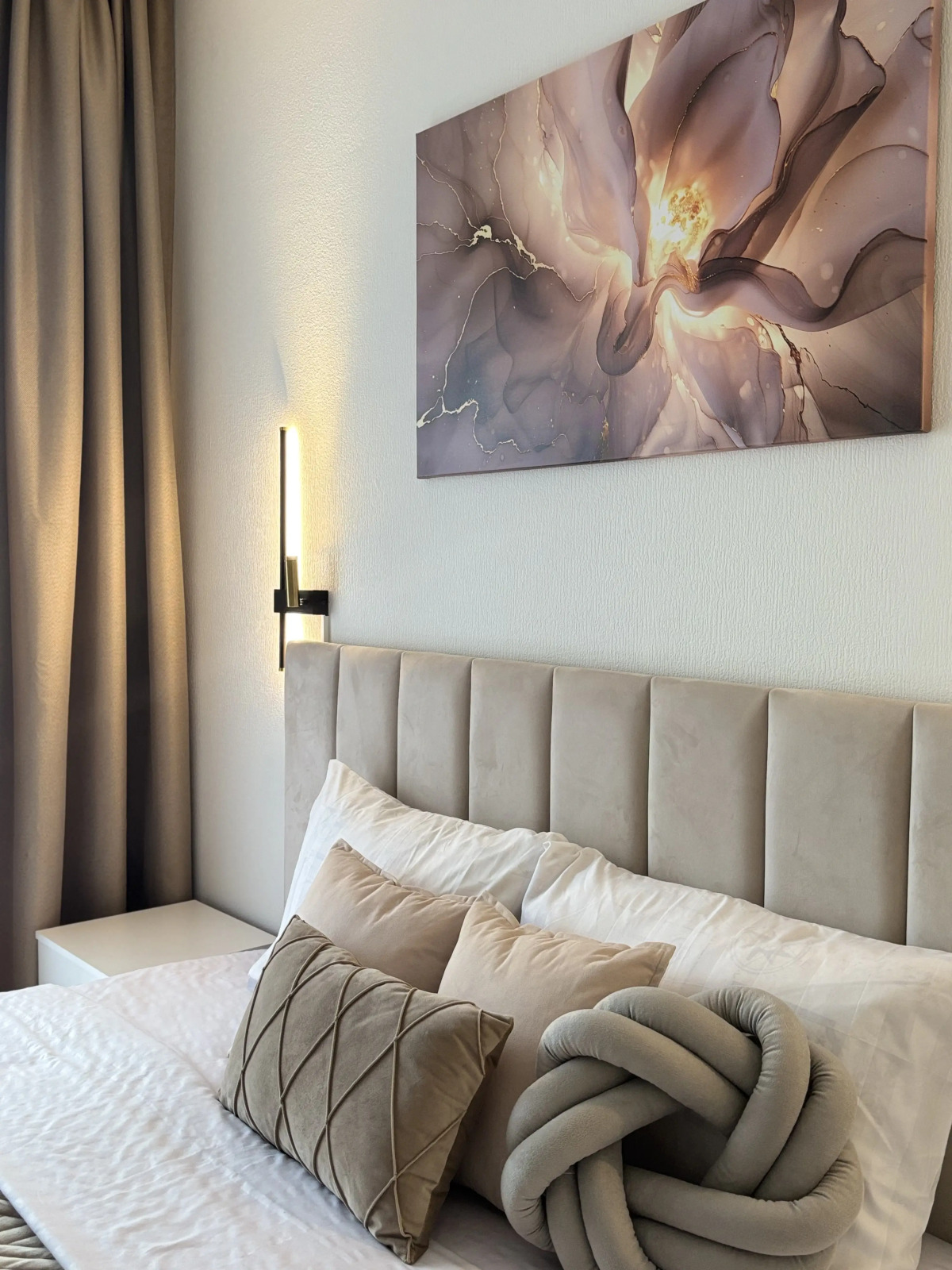 Квартира BestHome Евродвушка стильная светлая в центре города