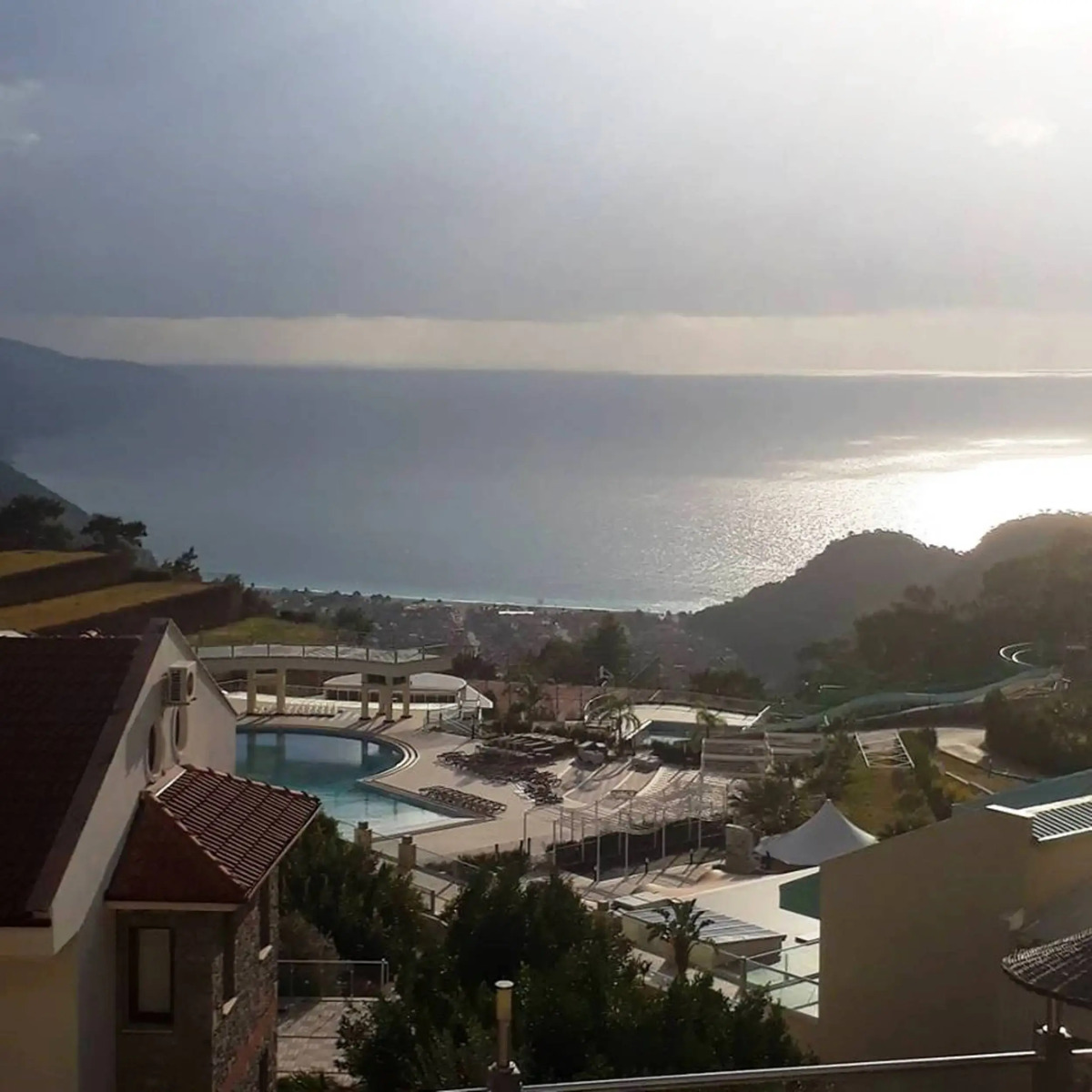 Отель Golden Life Heights Deluxe Suite