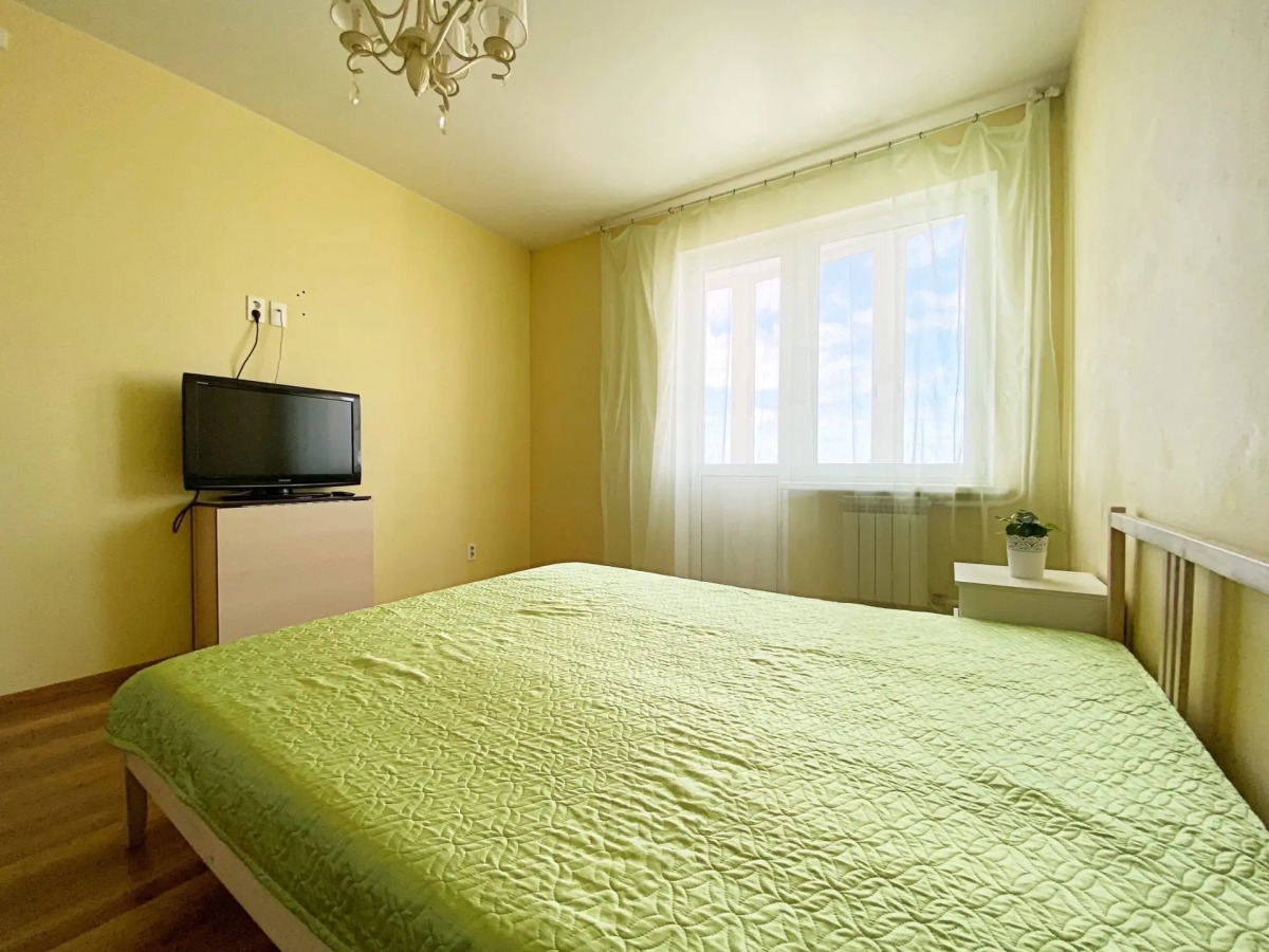 Квартира 3-к Квартира на Октябрьском Проезде 18