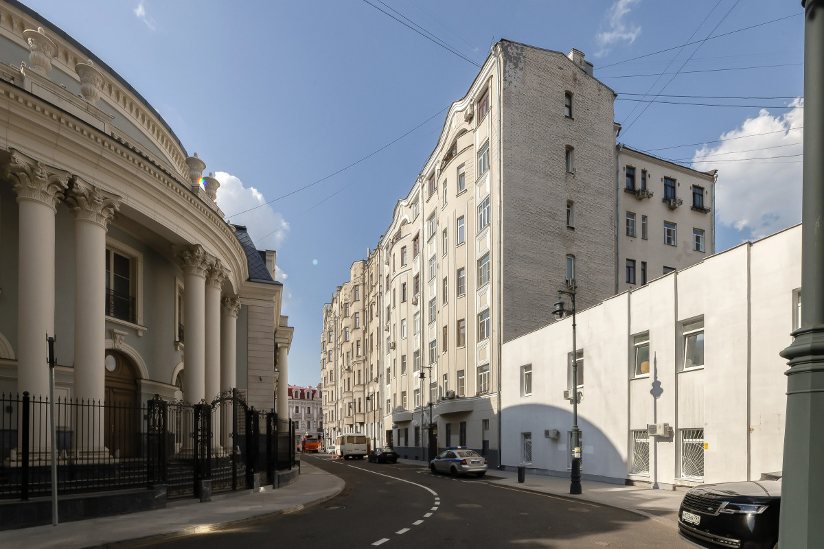 Квартира Кривоарбатский пер д 3 1.1