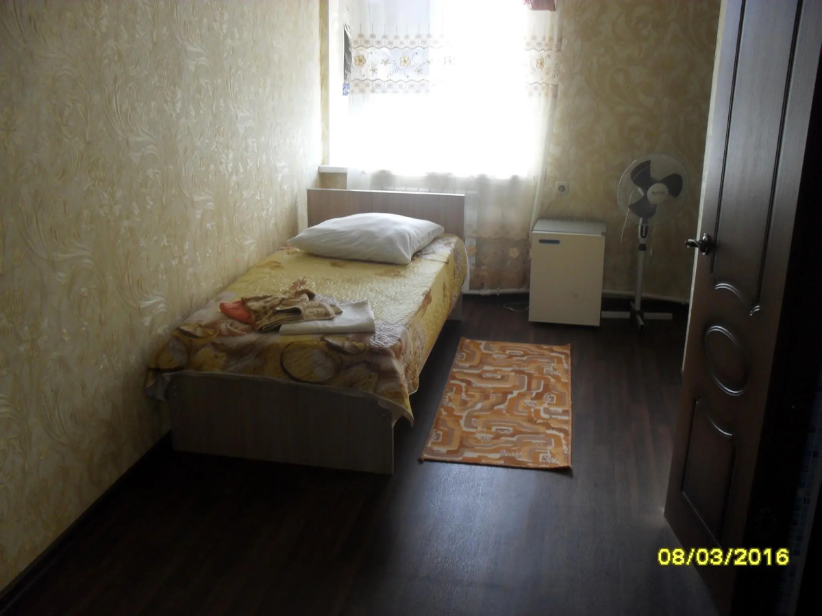 Отель Парамон