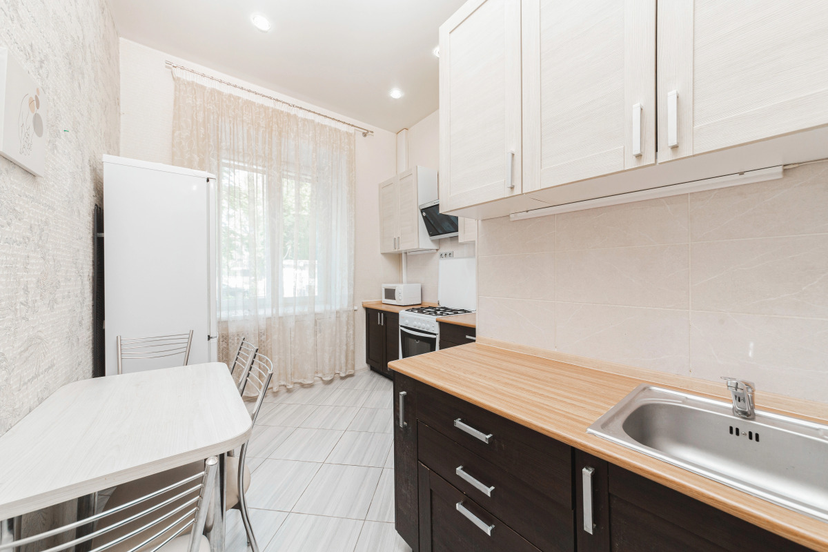 Новые апартаменты в центре на площади Победы