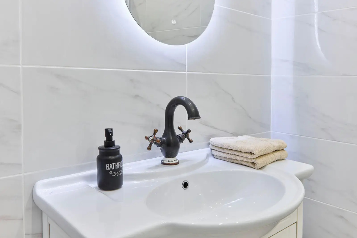 Квартира Orlov House с видом на крыши Петербурга