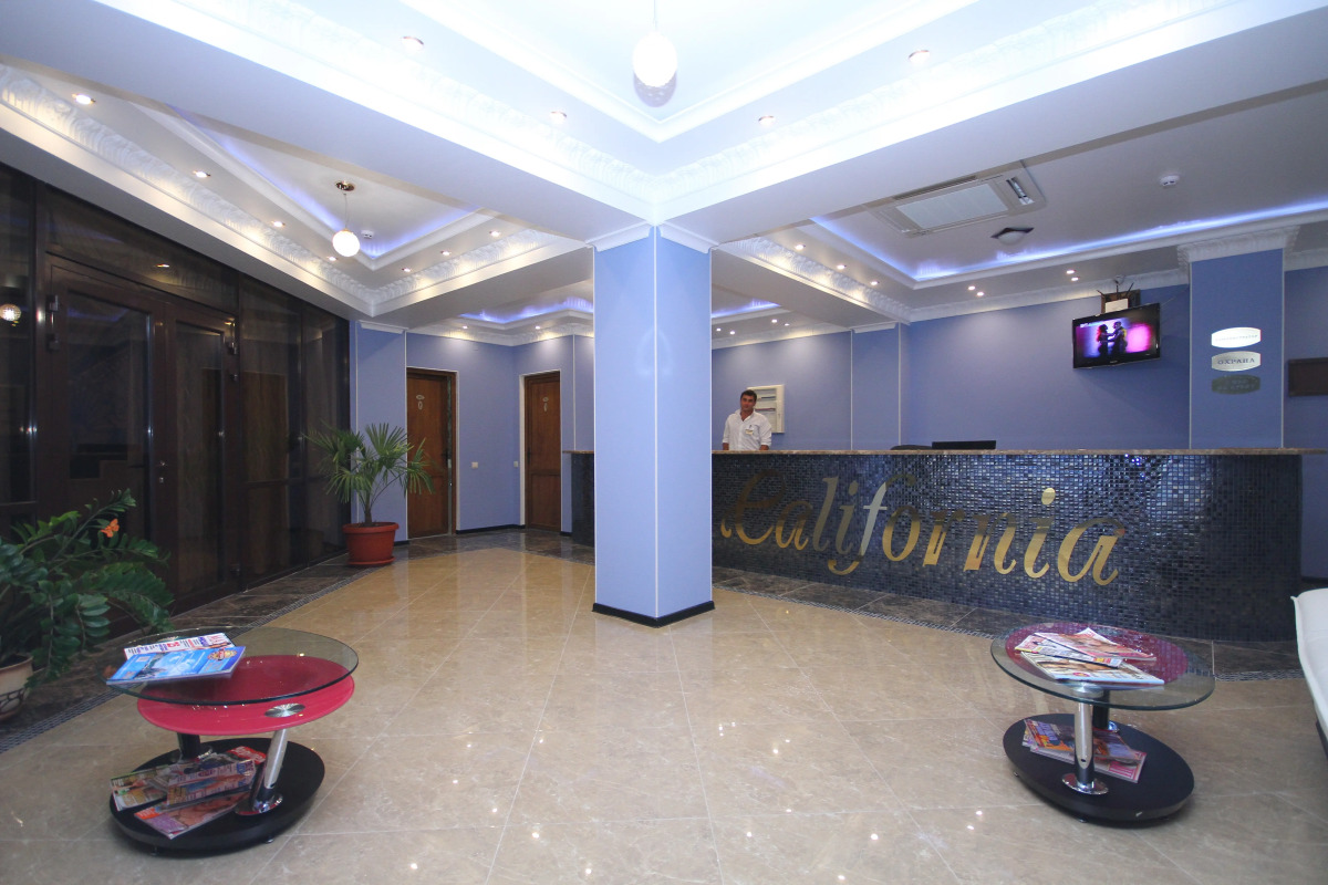 Отель California