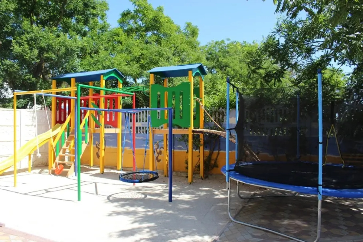 Отель Экватор