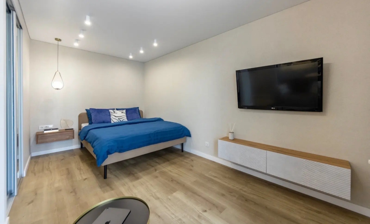 Студия с Дизайнерским Ремонтом